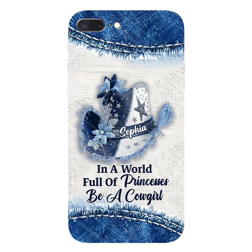 In einer Welt voller Prinzessinnen – Personalisierte Handyhülle mit Cowgirl-Print