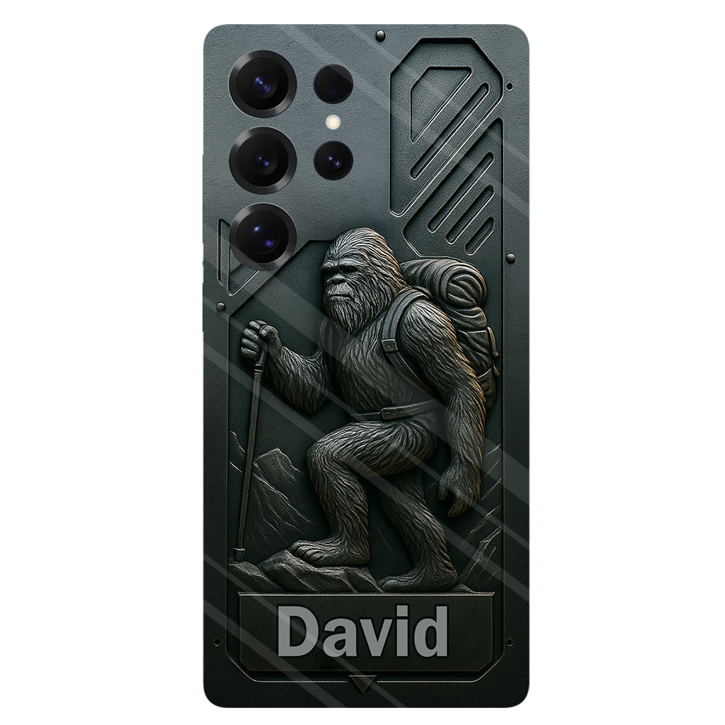 Sasquatch - Personalisierte Handyhülle mit Wandermotiv und Volldruck