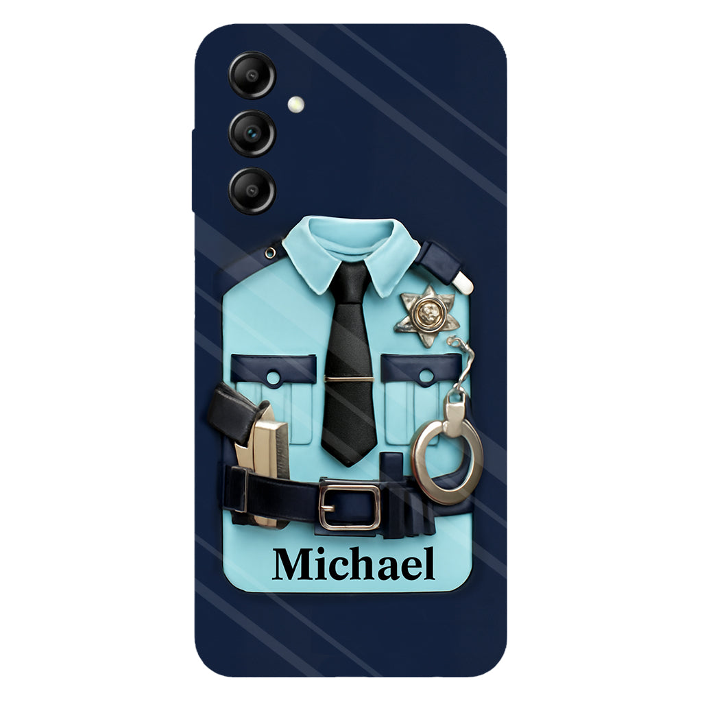 Polizist, Polizeiuniform, Dienstmarke und Handschellen – Personalisierte Handyhülle mit Polizeimotiv und Vollbilddruck