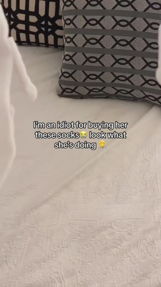 Holding Hands Socks - Couple Holding Hands Socks