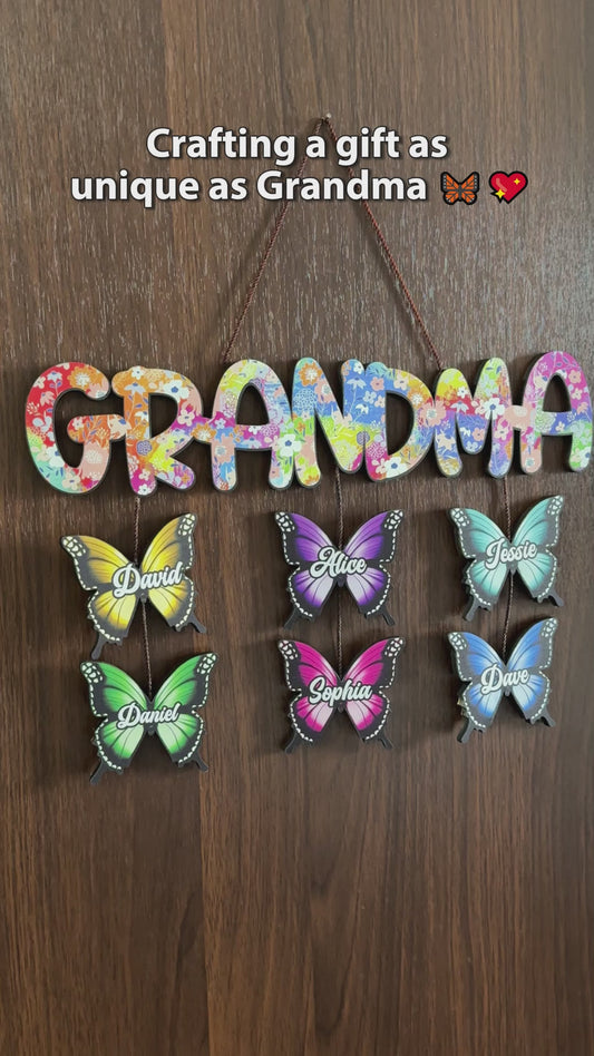 Grandma And Children Butterfly Custom Title - Personalized Grandma Pallet Wood Sign