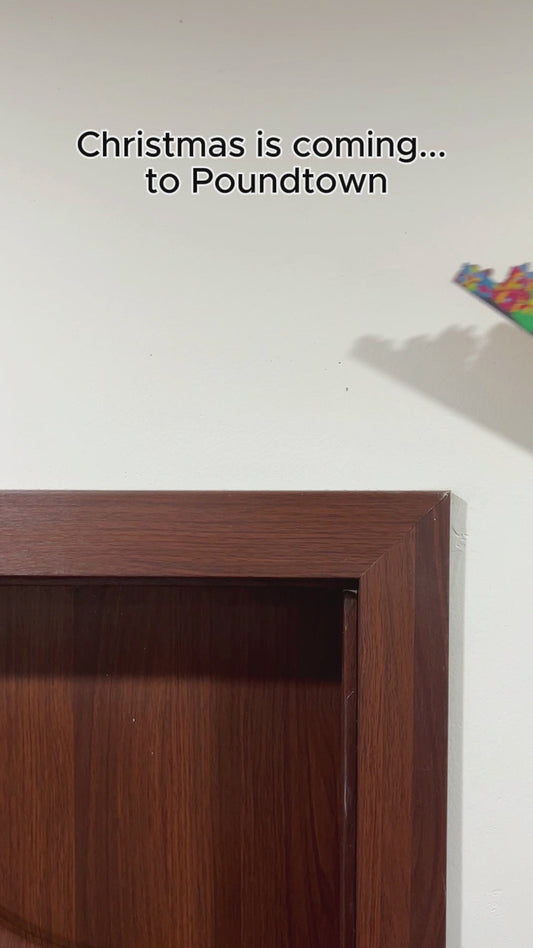 Welcome To Poundtown - Personalized Couple Door Frame Decoration