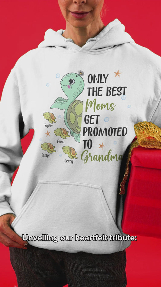 Nur die besten Mütter werden zur Oma befördert – Personalisiertes Oma-T-Shirt und Hoodie