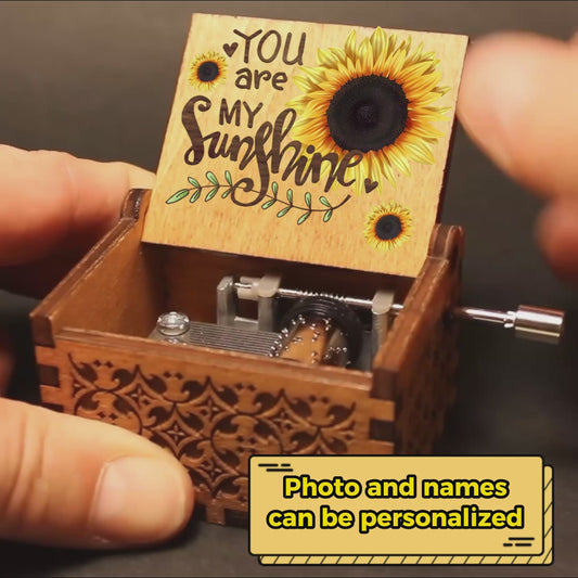 You Are My Sunshine - Personalized Mother's Day Mother Hand Crank Music Box
