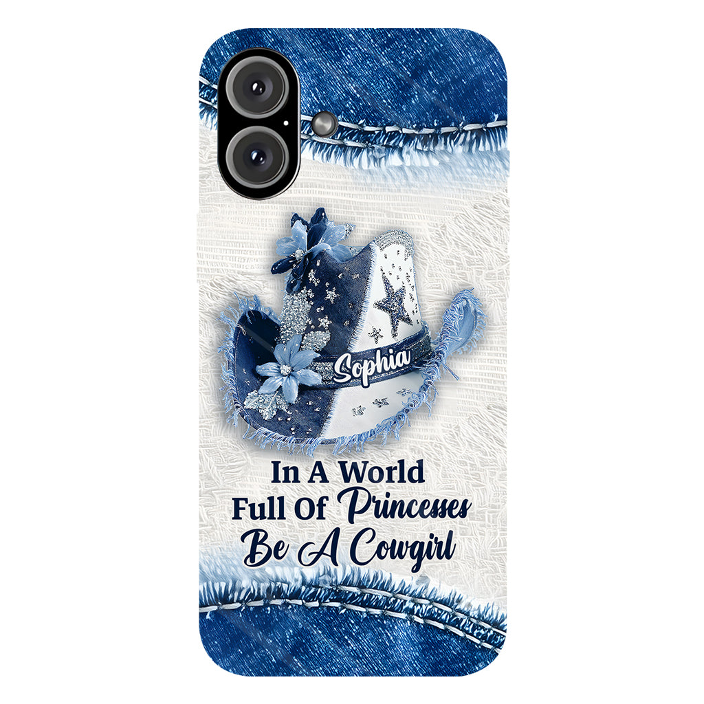 In einer Welt voller Prinzessinnen – Personalisierte Handyhülle mit Cowgirl-Print