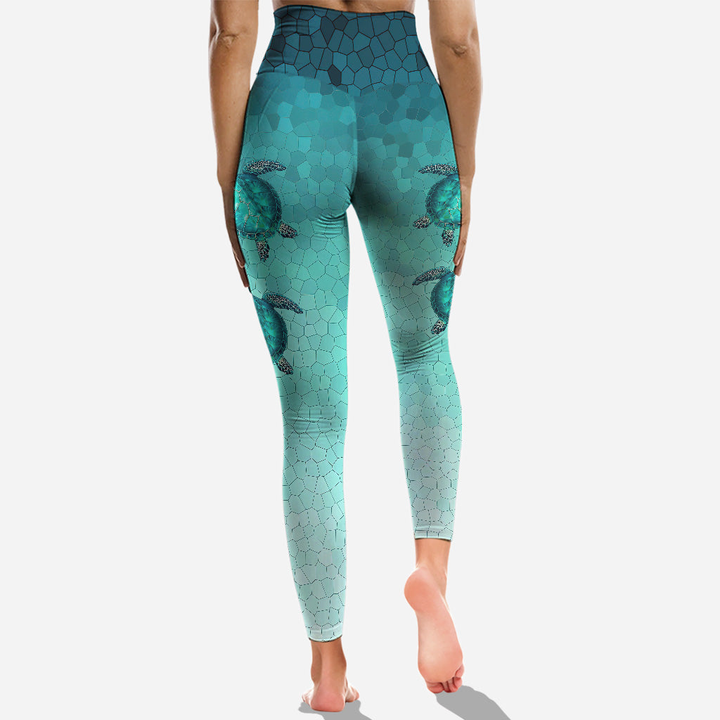 Salty Lil's Beach Turtle Cross Tank Top and Leggings