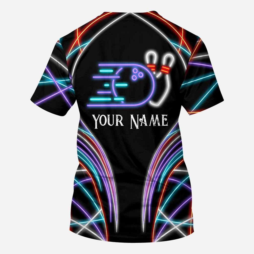 Bowling-Fan – Personalisiertes T-Shirt und Hoodie mit Allover-Print