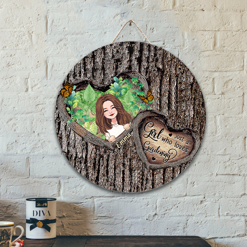 Into The Garden I Go - Personalized Gardening Round Wood Sign