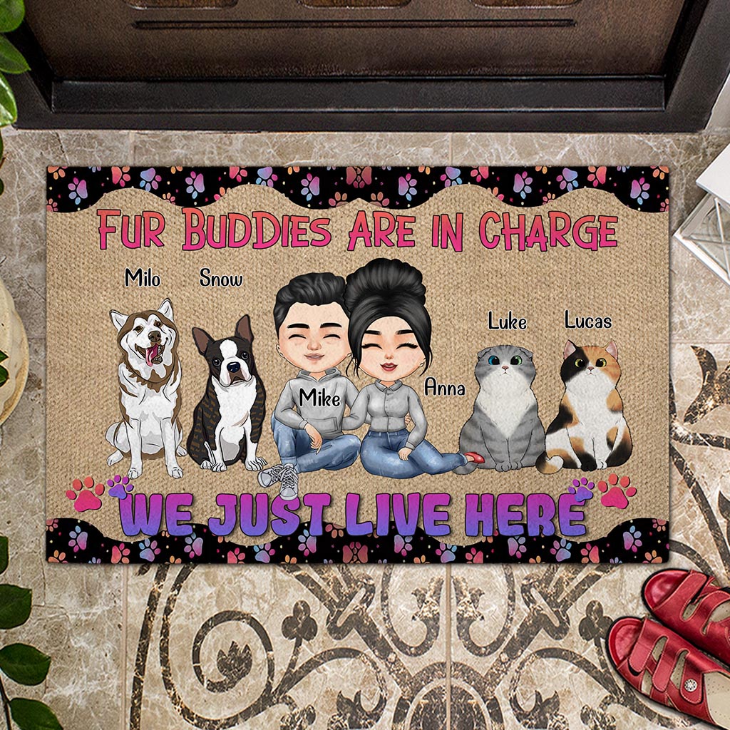 The Dogs Are In Charge - Personalized Couple Doormat