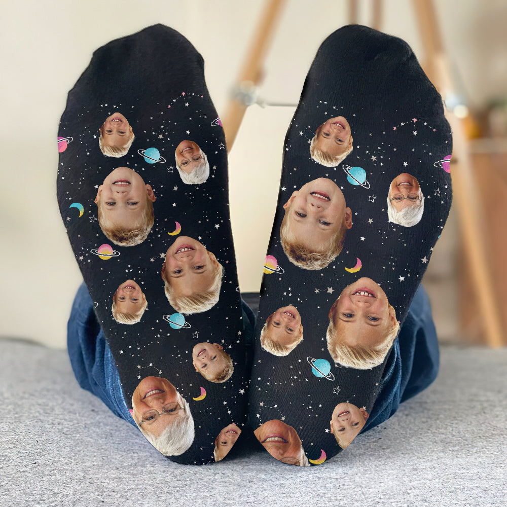 Custom Face Galaxy – Personalisierte Oma-Socken