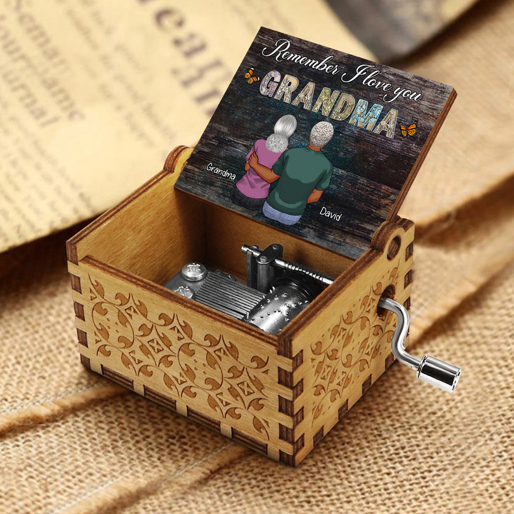 Remember We Love You - Gift for mom, grandma, aunt - Personalized Hand Crank Music Box