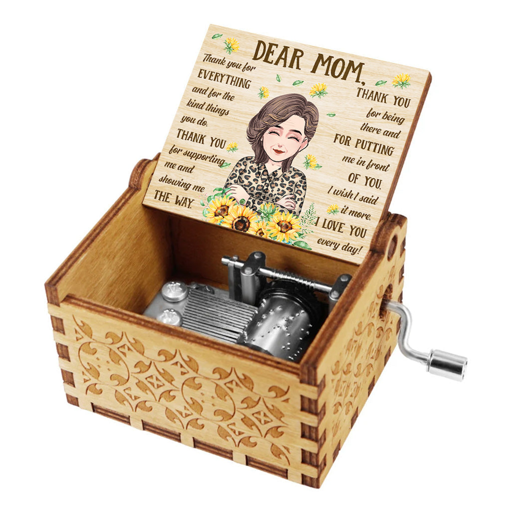 Dear Mom Thank You - Gift for mom, grandma - Personalized Hand Crank Music Box