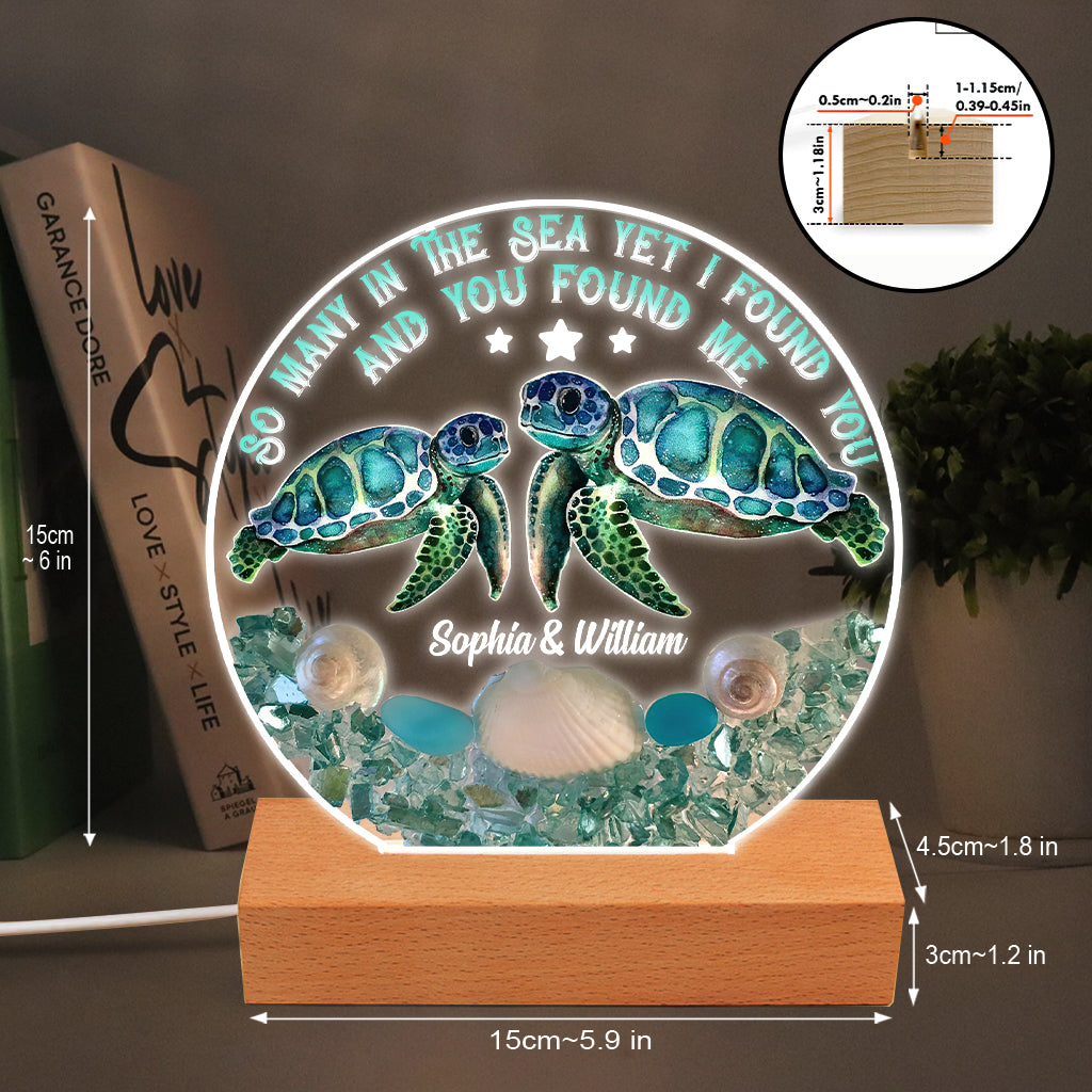 So Many In The Sea - Personalized Turtle Shaped Plaque Light Base