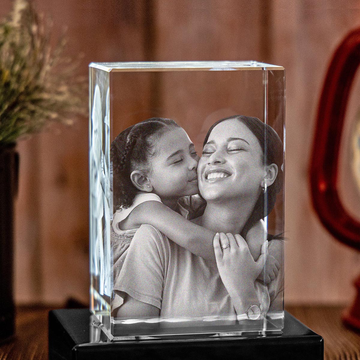 Die Bonus-Mama – Geschenk für Stiefmütter – Personalisierte 3D-Kristalllampe in Quaderform mit Lasergravur