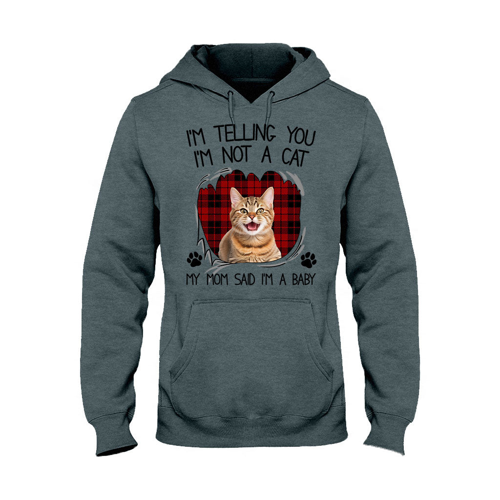Meine Mama sagte, ich sei ein Baby – Personalisiertes Katzen-T-Shirt und Hoodie
