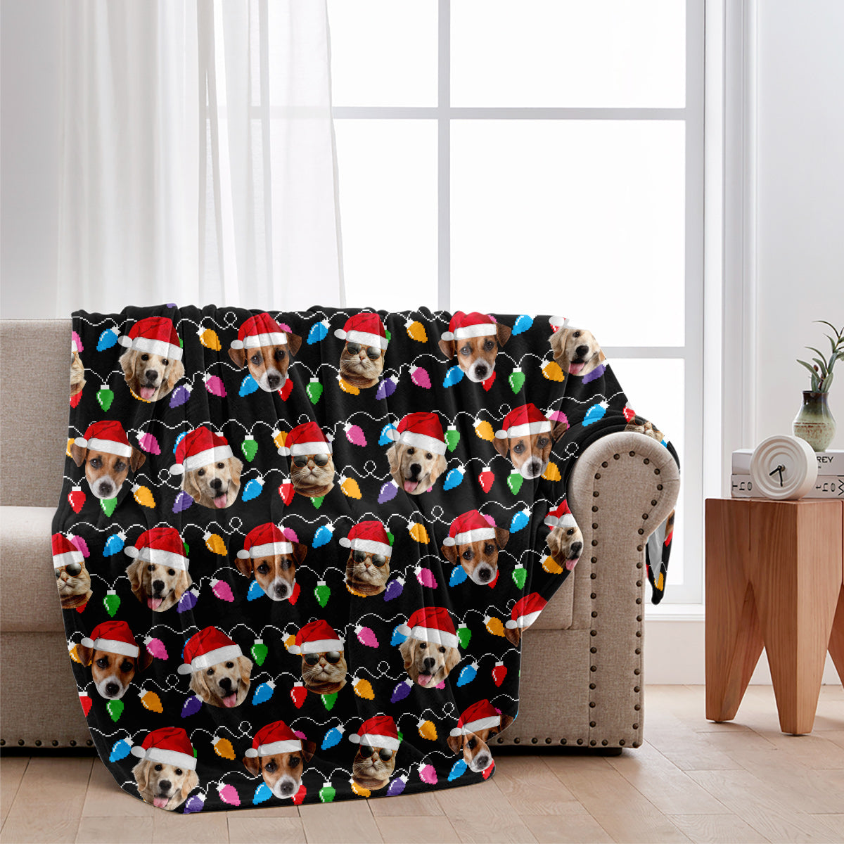 Beliebiges Foto hochladen Bunte Weihnachtsbeleuchtung - Personalisierte Hundedecke
