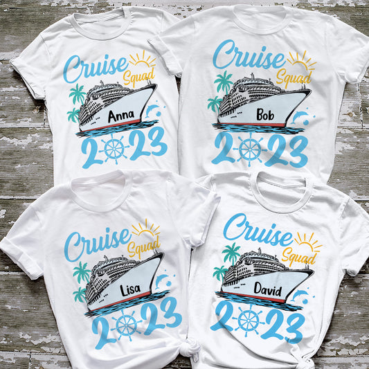 Cruising Squad – Personalisiertes T-Shirt und Hoodie für Kreuzfahrtbegeisterte