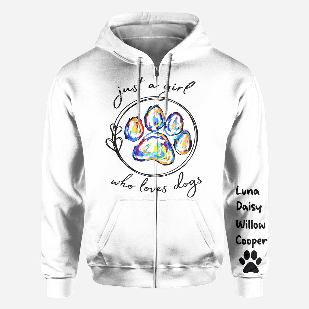 T-shirt personnalisé « Juste une fille qui aime les chiens » avec un motif de chien.