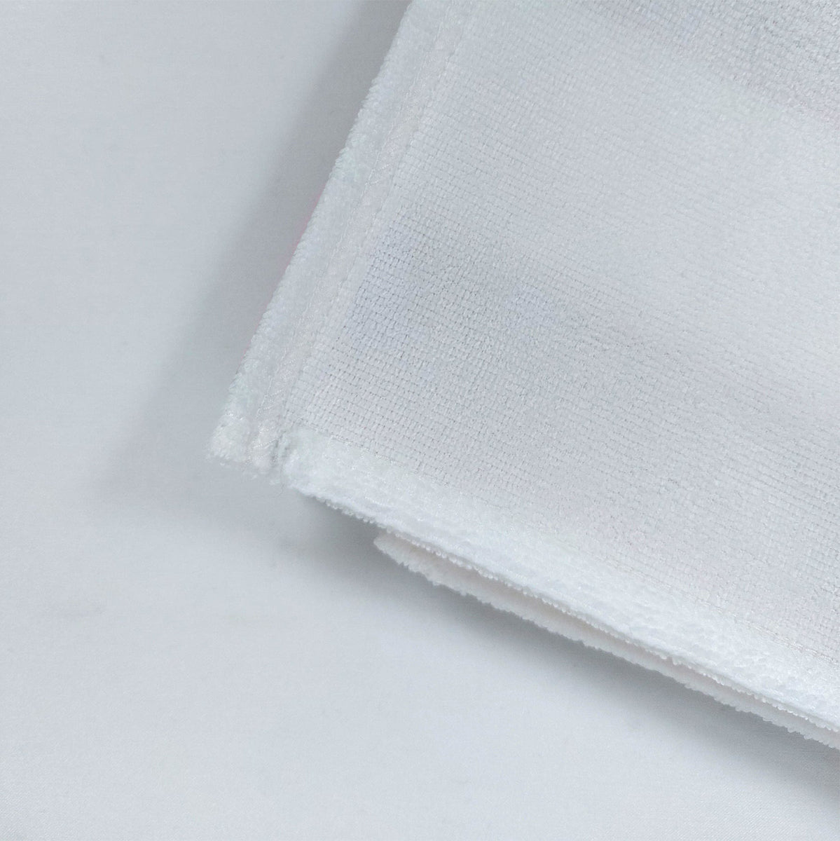 Neues Zuhause, neues Leben – personalisiertes Golfhandtuch als Einzugsgeschenk