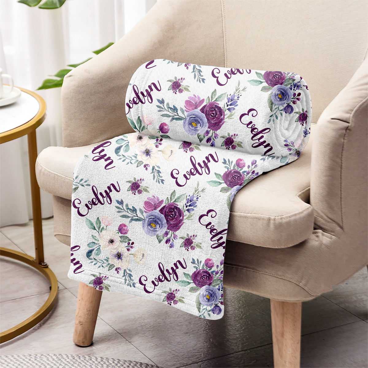 Couverture personnalisée pour petite-fille avec fleurs violettes et nom personnalisé