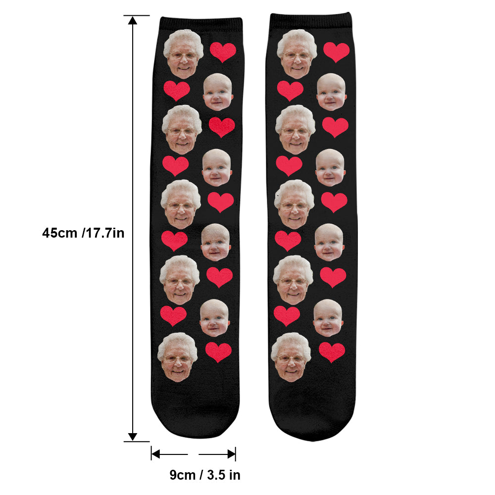 Chaussettes personnalisées pour grand-mère avec motif cœur et visage personnalisé