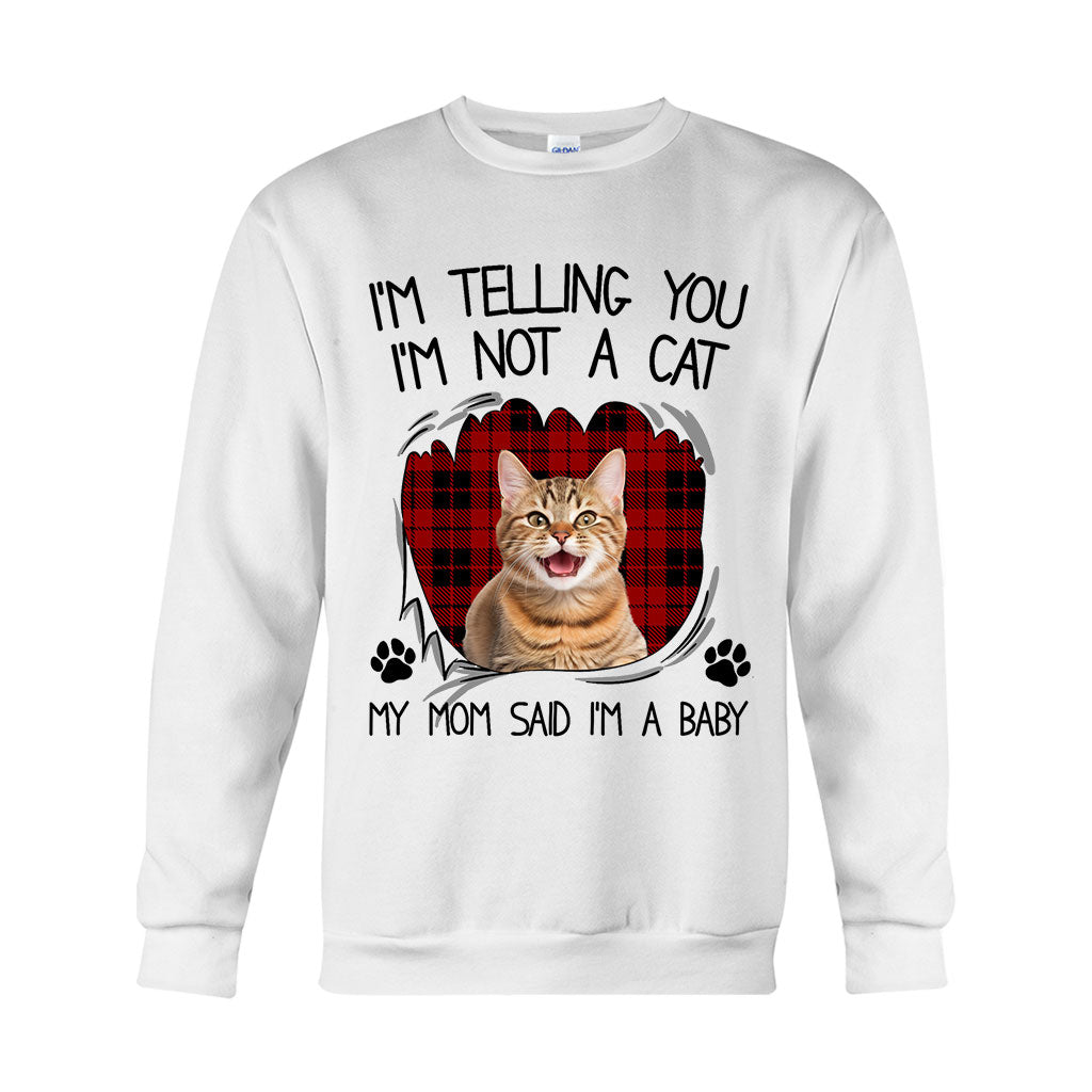 Meine Mama sagte, ich sei ein Baby – Personalisiertes Katzen-T-Shirt und Hoodie