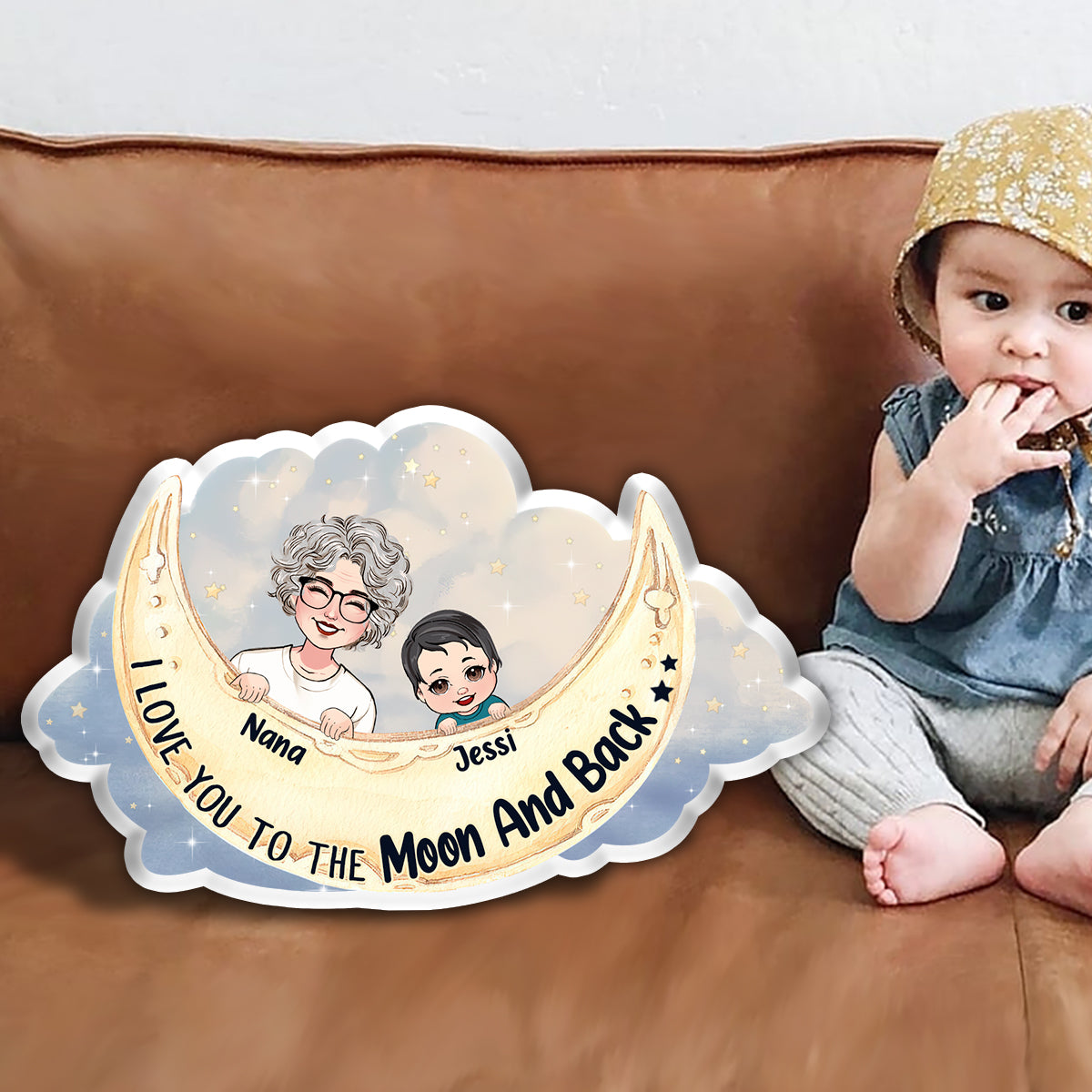 Ich liebe dich bis zum Mond und zurück – personalisiertes Kissen in Oma-Form