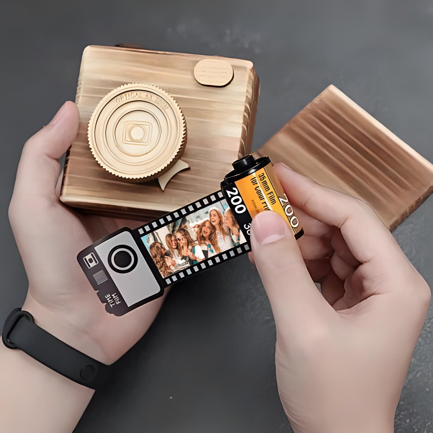 Bestie Forever - Gift for friend - Personalized Film Roll Keychain