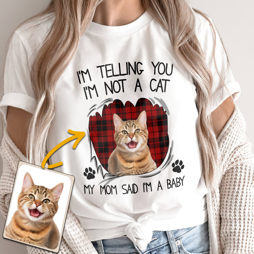 Meine Mama sagte, ich sei ein Baby – Personalisiertes Katzen-T-Shirt und Hoodie
