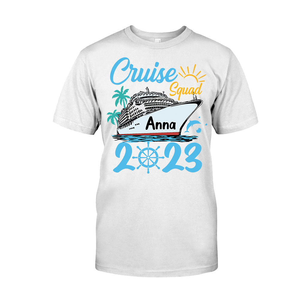 Cruising Squad – Personalisiertes T-Shirt und Hoodie für Kreuzfahrtbegeisterte