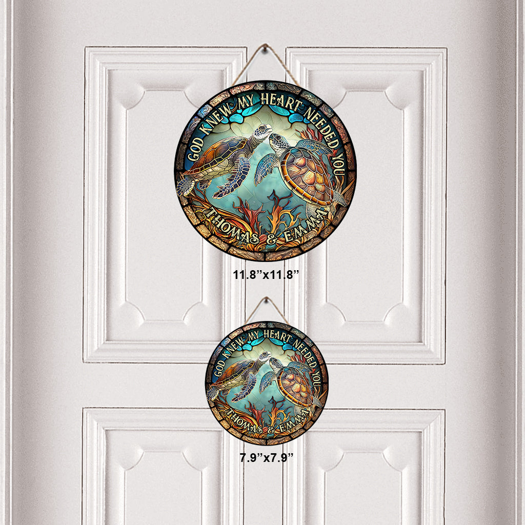 Stained Glass Turtle Couple - Turtle gift for husband, wife, boyfriend, girlfriend - Personalized Round Wood Sign