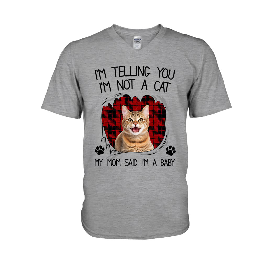 Meine Mama sagte, ich sei ein Baby – Personalisiertes Katzen-T-Shirt und Hoodie