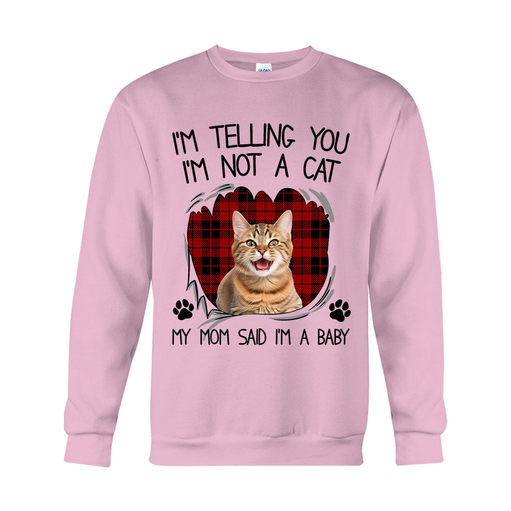 Meine Mama sagte, ich sei ein Baby – Personalisiertes Katzen-T-Shirt und Hoodie