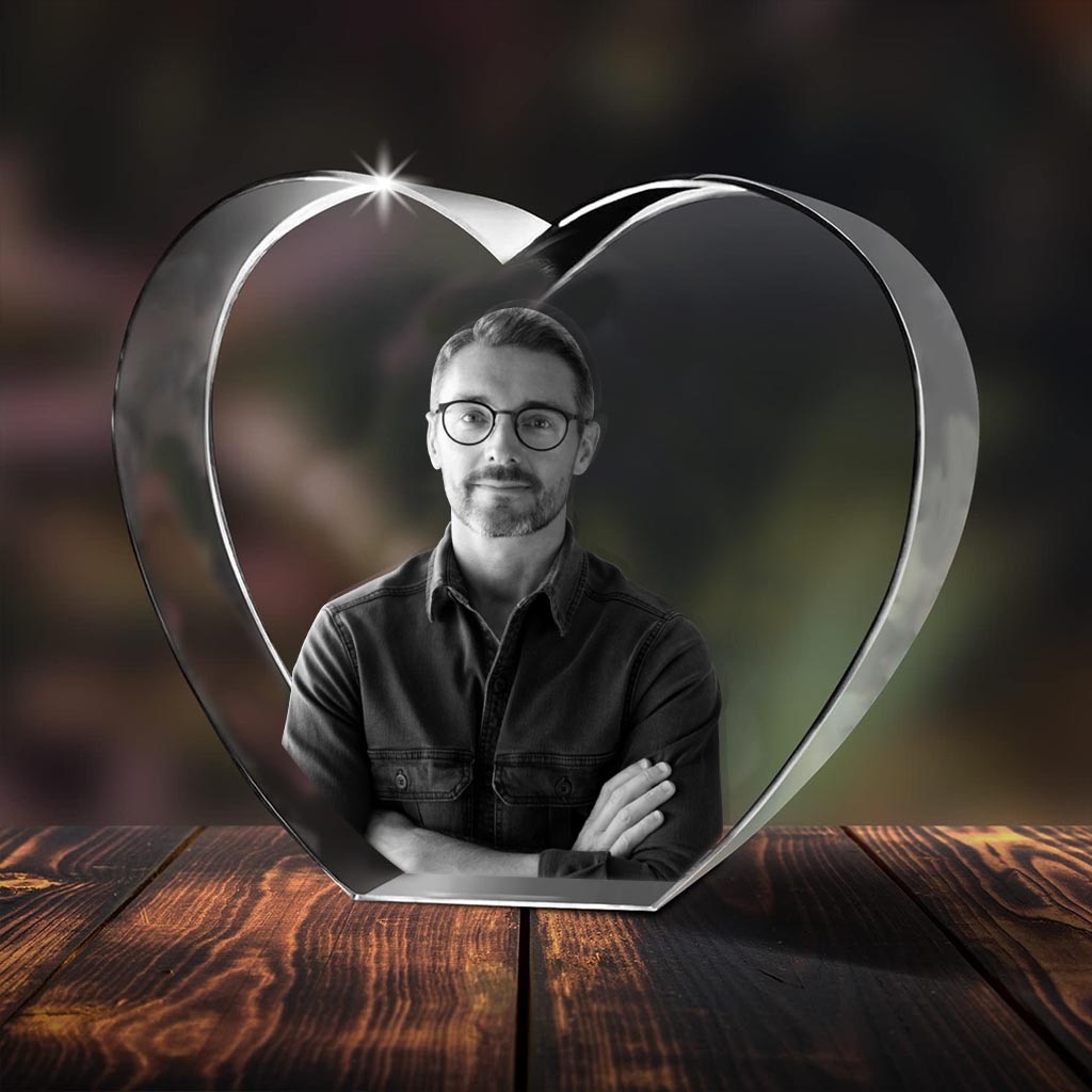 Foto nach Wunsch – Personalisierte Onkel-Lasergravur auf herzförmiger 3D-Kristalllampe