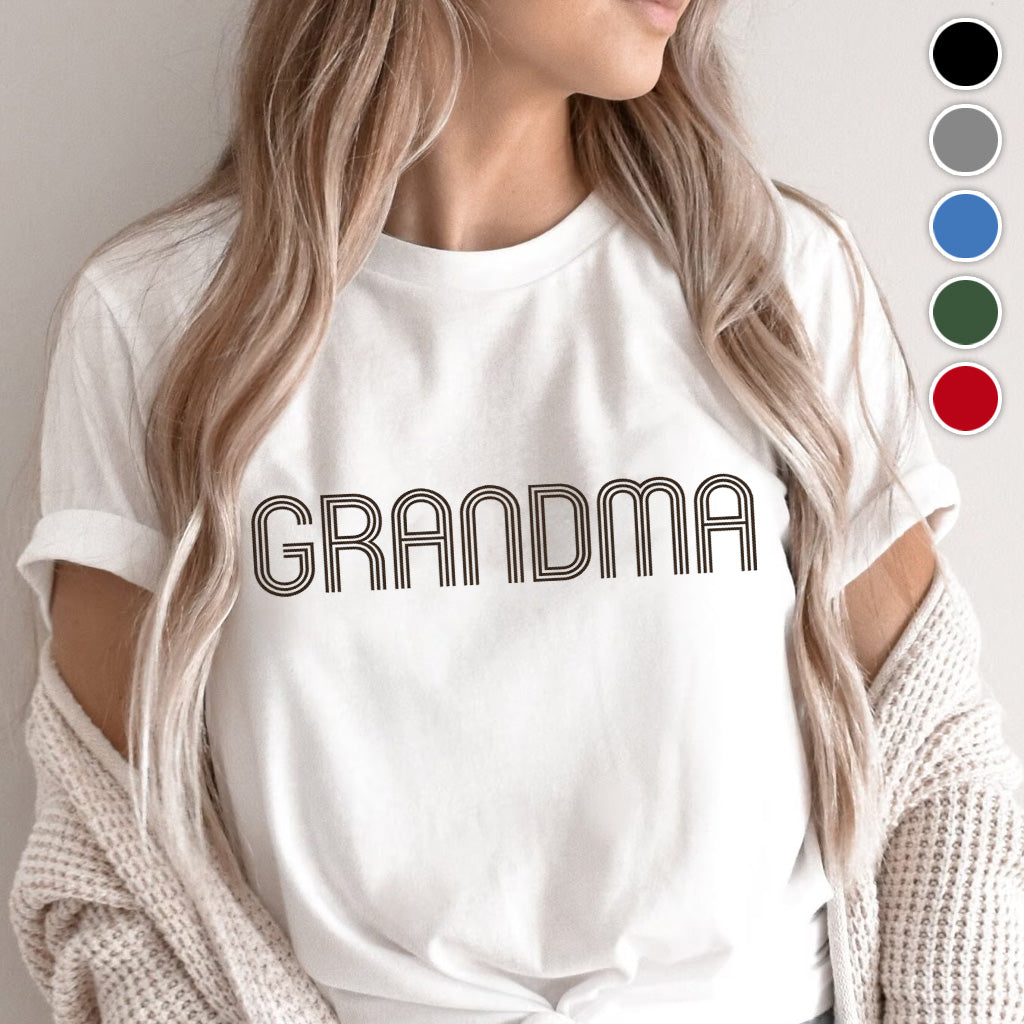 Personalisiertes T-Shirt mit Namensstickerei für Oma