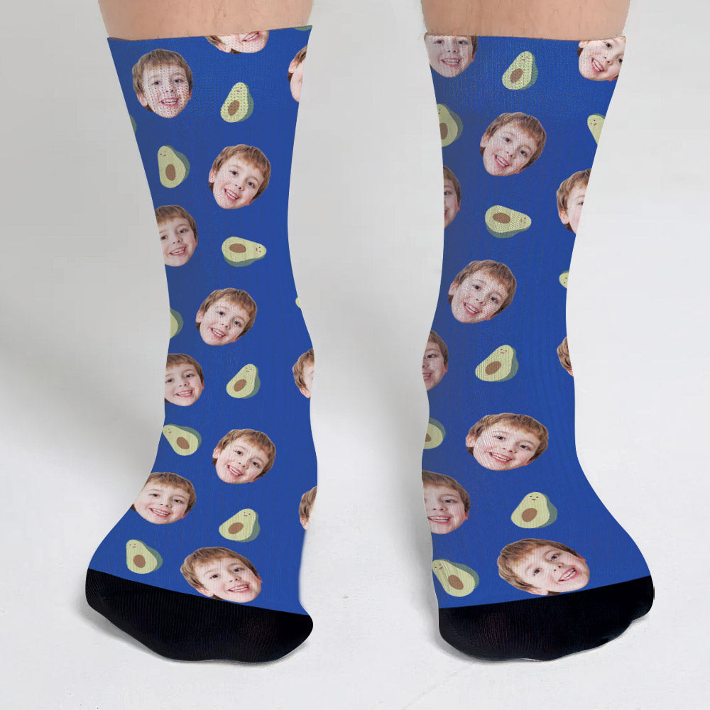 Lustiges Symbolmuster – personalisierte Socken für den Enkel