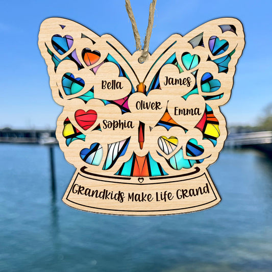 Oma-Herz-Schmetterling – personalisierter Sonnenfänger für Oma