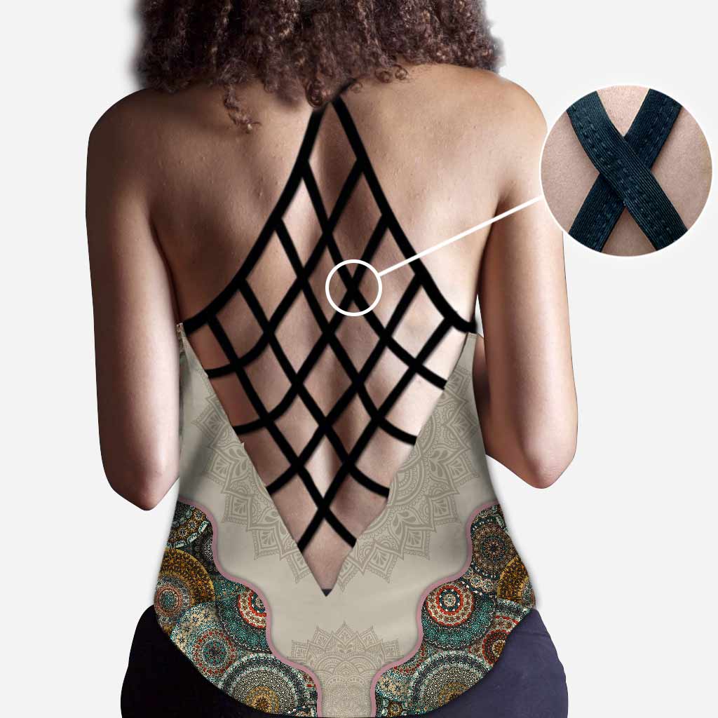 Ich bin nicht Zucker und Gewürze und alles Nette, ich bin Salbei und Kapuze – personalisiertes Yoga-Kreuz-Tanktop