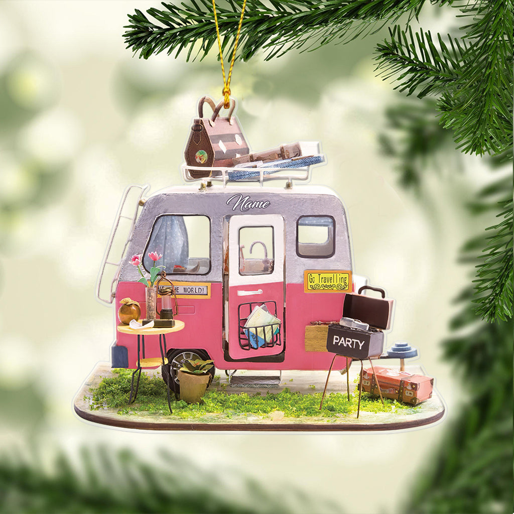 Fröhlicher Camper – Personalisierter transparenter Weihnachtsschmuck zum Thema Camping –