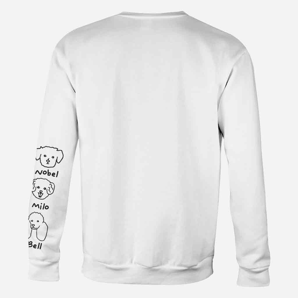 T-shirt personnalisé « Juste une fille qui aime les chiens » avec un motif de chien sur toute la surface