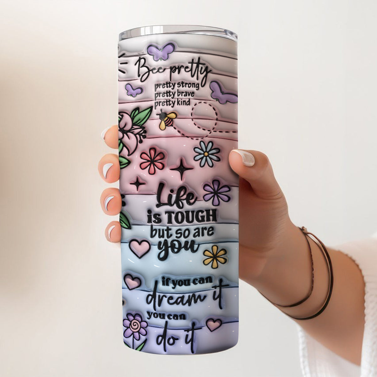 Schmetterlinge mit positiven Affirmationen – personalisierter schlanker Becher